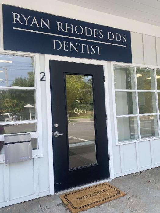 exterior door of ryan rhodes dds | dentist in the hamptons